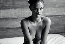 Nina Agdal Nude