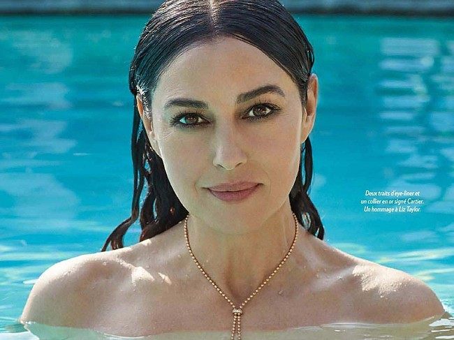 Monica Bellucci Exposing Her Huge Tits During Nude Photoshoot