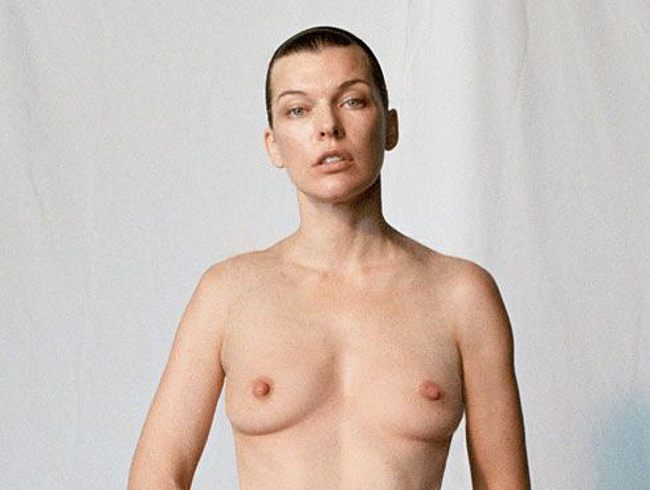 Mila jovovich topless