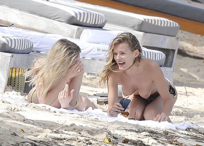 Edita Vilkeviciute Paparazzi Topless and Shaved Pubis Photos