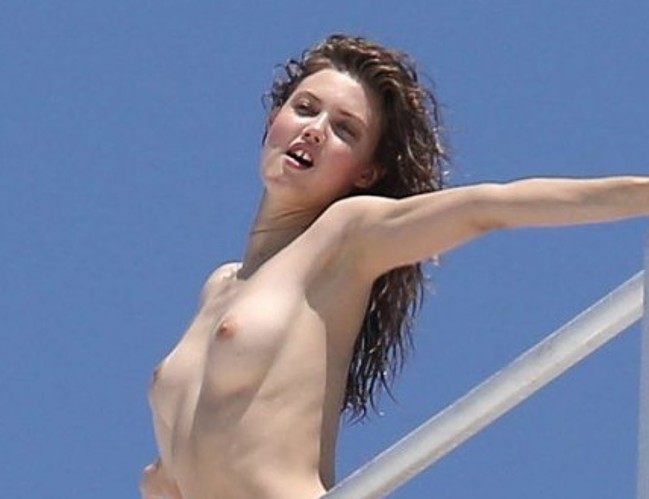 Topless lindsey wixson Lindsey Wixson