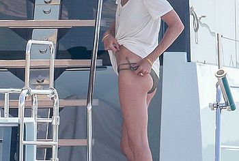 Jennifer Connelly Nude
