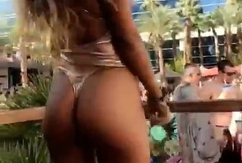 Sommer Ray Nude