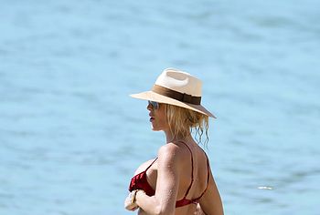Victoria Silvstedt Nude