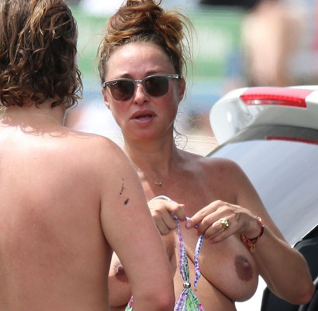 Pregnant Camilla Franks Caught By Paparazzi Topless