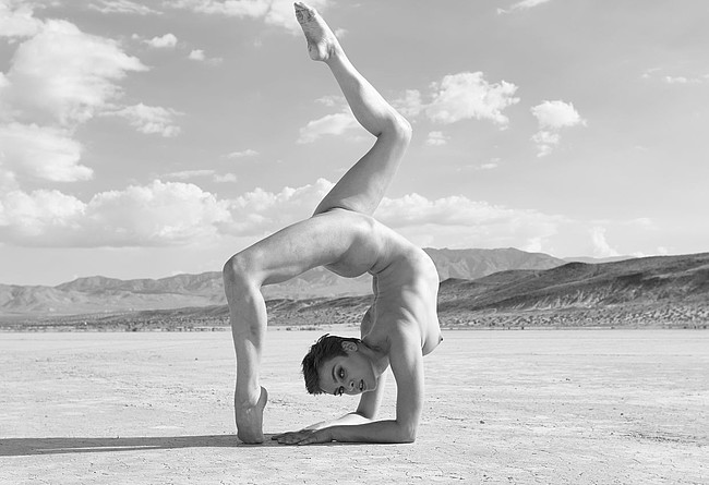 Nina Burri Posing Absolutely Naked For Kevin Thomas Photoshoot