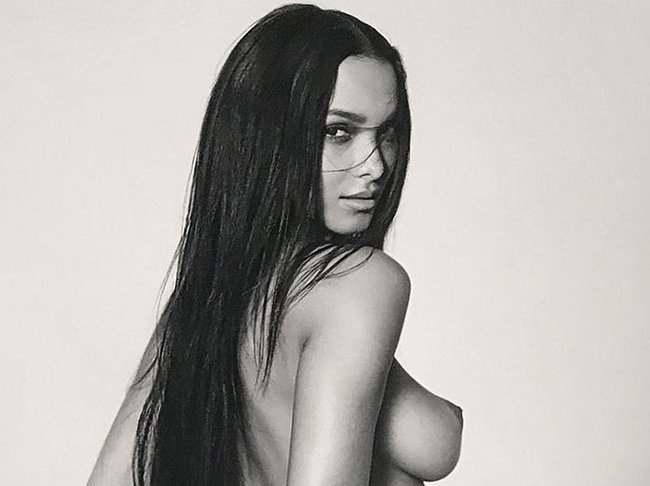 Lais Ribeiro Nude From The Art-Book Angels 2018 by Russell James - NuCelebs...