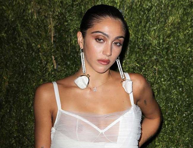 Lourdes Leon Flashing Her Tits In See Through - NuCelebs.com.