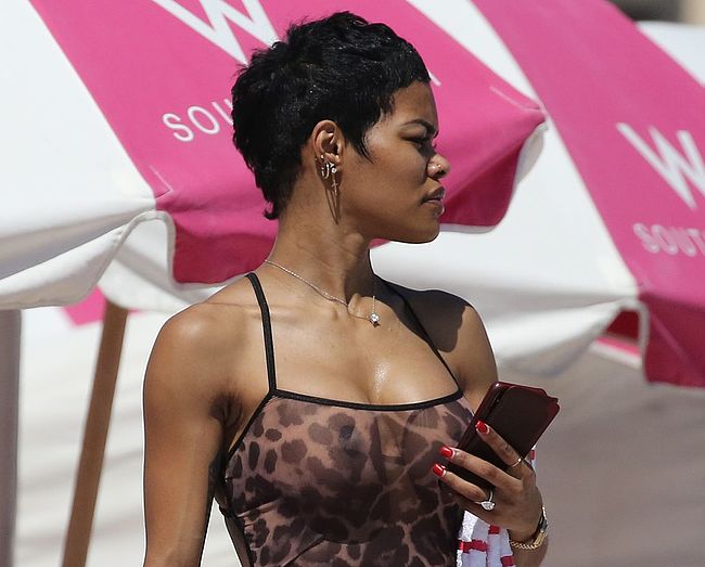 Teyana Taylor Shows Her Bubble Butt And Amazing Tits On A Beach