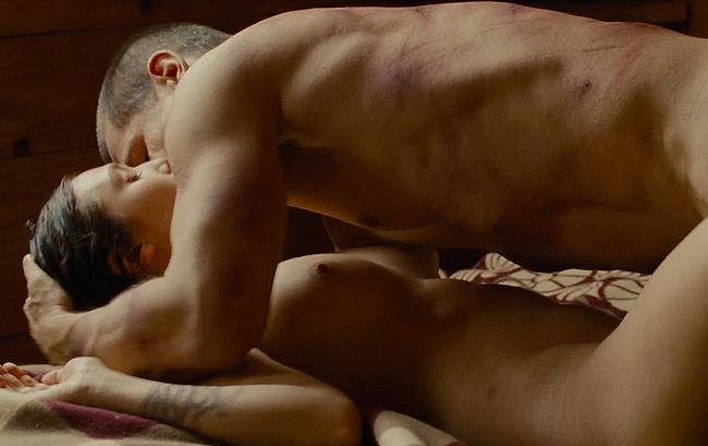 Elizabeth Olsen Nude And Rough Sex In Oldboy (2013) - NuCelebs.com.