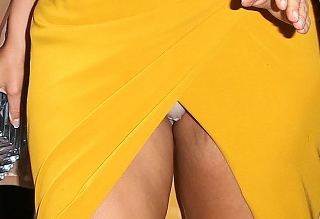Ashley Graham Paparazzi Panties Upskirt Moment
