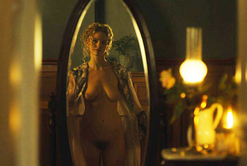 Joanna Vanderham nude