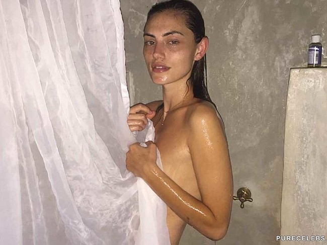 Phoebe Tonkin Caught In A Shower