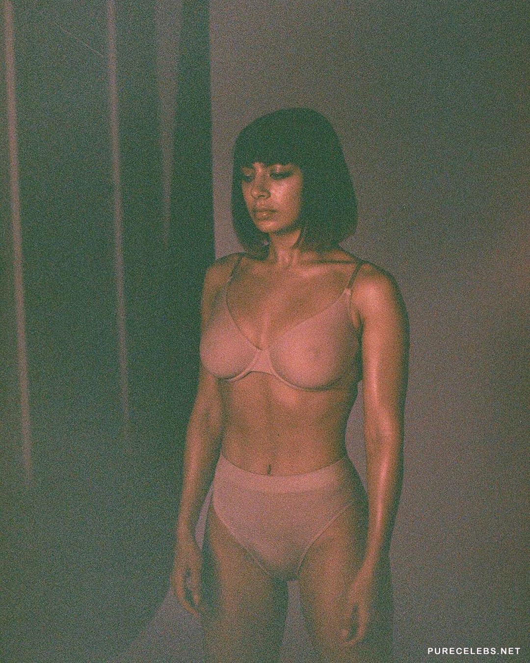 Leaked charli xcx topless and transparent wet dress photos