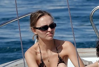 Lily-Rose Depp nude