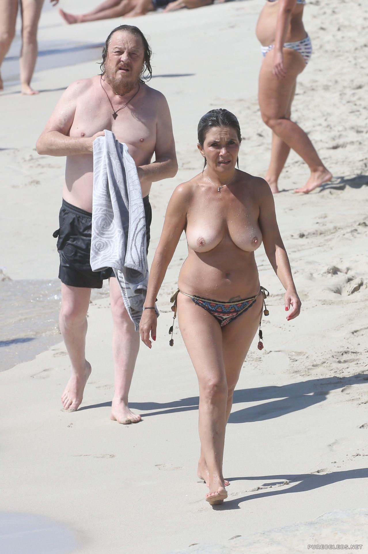 Topless leaked by a paparazzi on wallace beach jessie caught