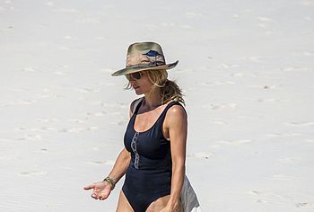 Leaked elsa pataky sexy swimsuit for gioseppo 2020