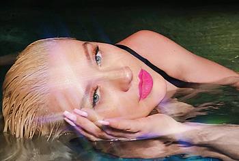 Christina Aguilera leaked nude pics