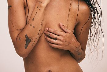 Zoe Kravitz nude topless tits