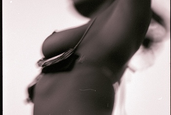 Tinashe nipples