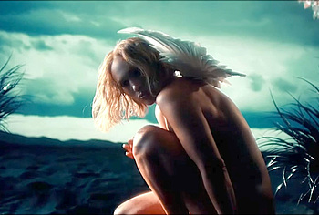 Jennifer Lopez naked
