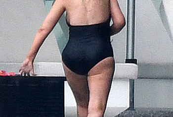 Christina Aguilera booty