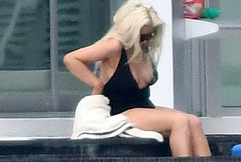Christina Aguilera leaked nude photos