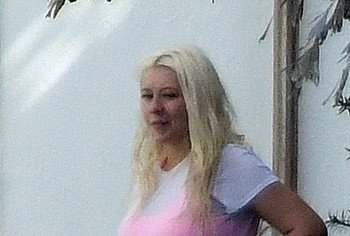 Christina Aguilera oops photos