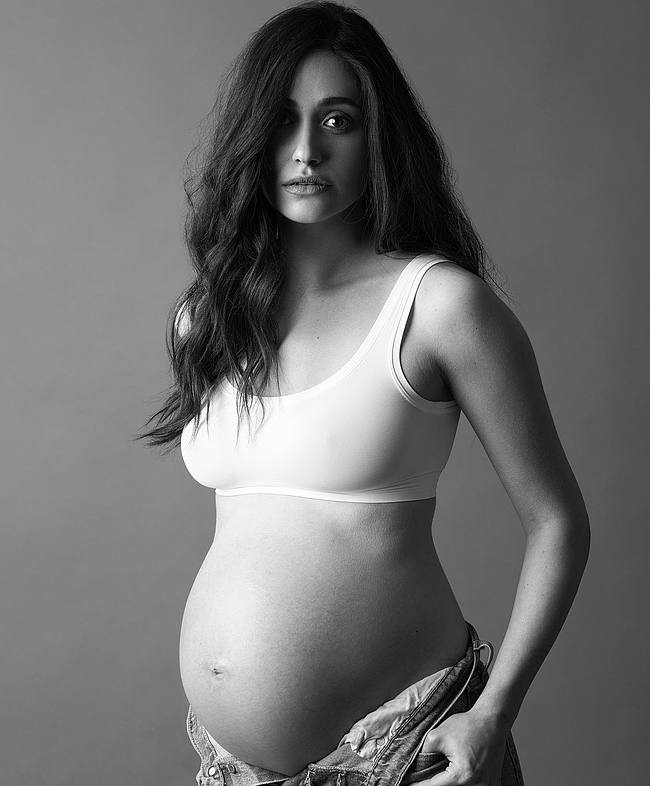 Emmy Rossum pregnant