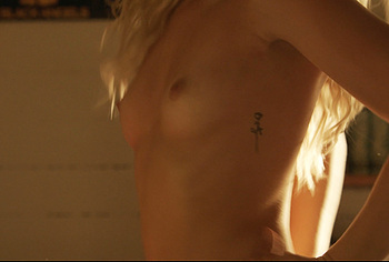 Kelli Berglund naked scenes
