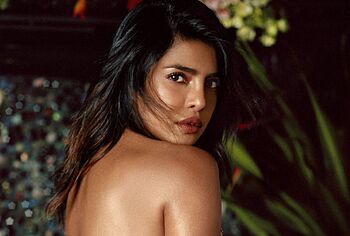 Priyanka Chopra topless