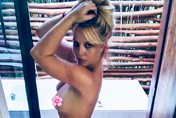 Britney Spears naked photos