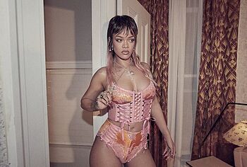 Rihanna frontal nude