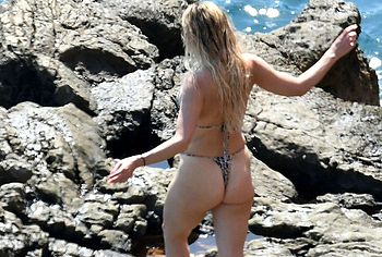 Kate Hudson butt