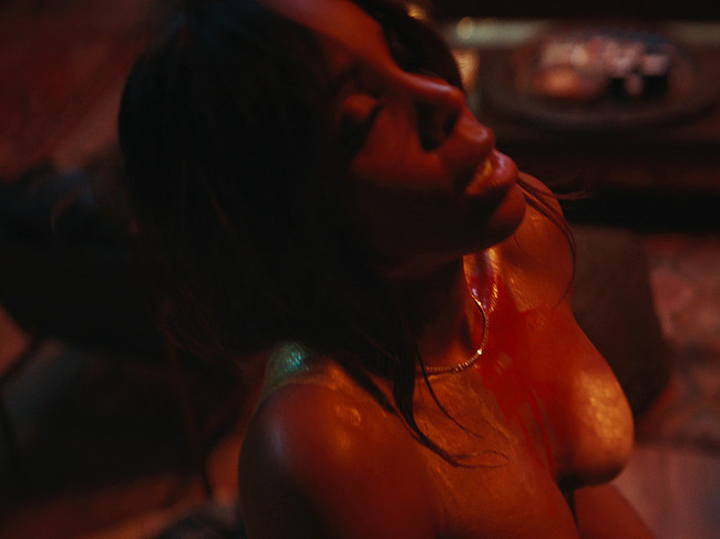 Kelly Rowland nude photos