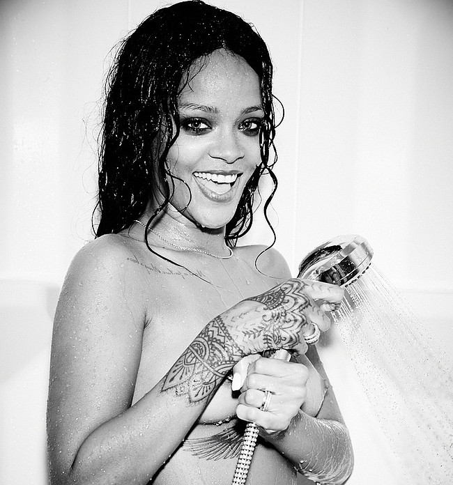 Rihanna nudes