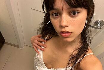 Jenna Ortega leaked nude selfie