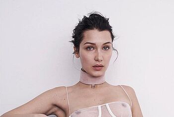 Bella Hadid bare tits