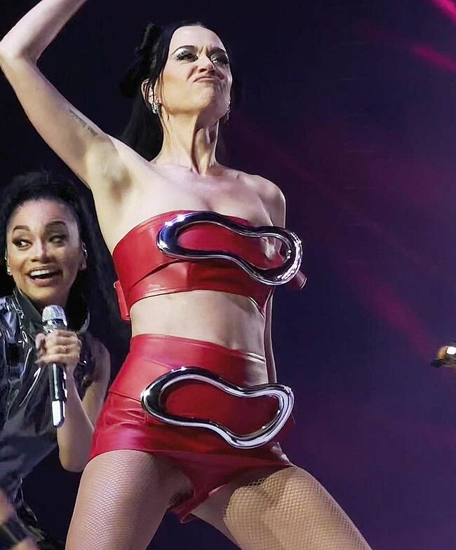 Katy Perry nude