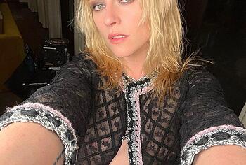 Kristen Stewart naked selfie