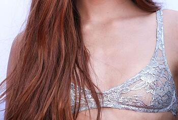 Dixie DAmelio nipples