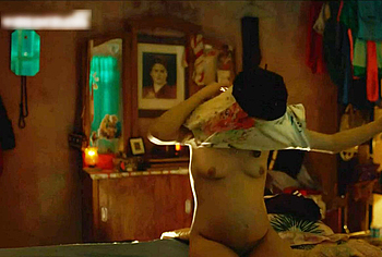 Claudia Pineda frontal nude