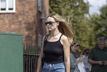 Margot Robbie see through