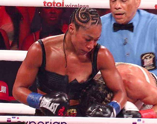 Alycia Baumgardner nude