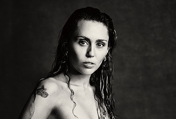 Miley Cyrus topless