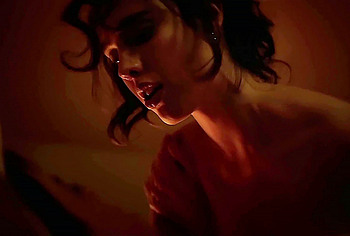 Margaret Qualley nudes