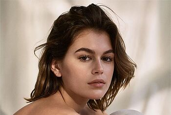 Kaia Gerber nudity