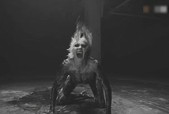 Taylor Momsen doggy style