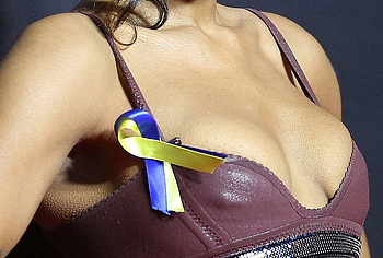 Saffron Hocking boobs