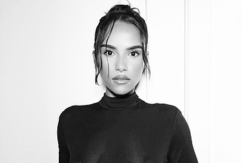 Saffron Hocking nipples